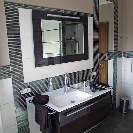 Guest house Wein & Gaestehaus Rosenlay 4*