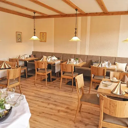Wein & Gaestehaus Rosenlay Guest house Lieser